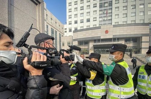 Uhanda COVID-19 haqqında məlumat verən çinli jurnalist dörd illik həbs edilib
