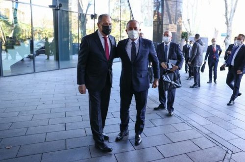 Лавров и Чавушоглу провели встречу в Сочи по Нагорному Карабаху - ФОТО