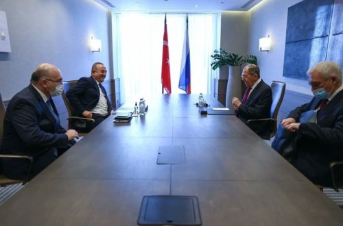 Lavrov və Çavuşoğlu Dağlıq Qarabağ məsələsini müzakirə etdilər