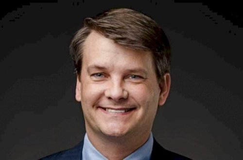 Məşhur amerikalı siyasətçi koronavirusdan öldü