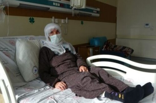 103 yaşlı qadın koronavirusu məğlub etdi - FOTO