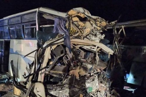 Dəhşətli YOL QƏZASI BAŞ VERDİ: xeyli sayda yaralı, ONLARLA ÖLÜ VAR