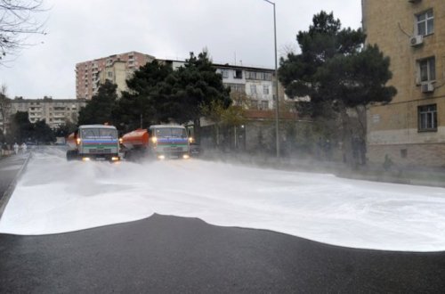 На улицах Баку проводится очередная дезинфекция – ФОТО