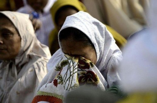 В Индии во время похорон погибли десятки человек