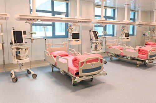 Bərdədə körpə ölü doğuldu, həkim məhkəməlik oldu