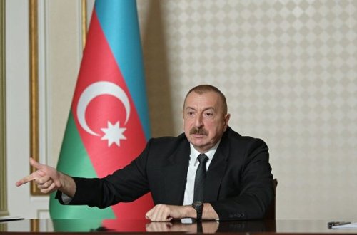 Prezidentdən sərt çıxış: “Yerindən duran bizə dərs deyəcək”