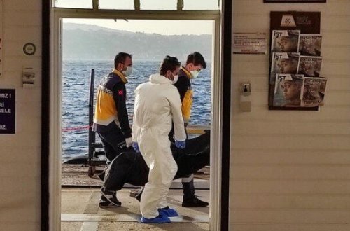 Çantasını daşla doldurub özünü dənizə atdı - FOTO