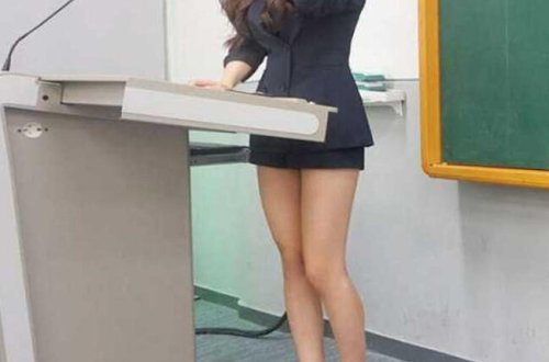 Oğlunun telefonunu yoxlayan ana dəhşətə gəldi - Qadın müəllimi əxlaqsız imiş - FOTO