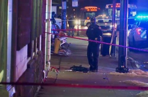 ABŞ-da atışma: Cinayətkar girov götürdüyü şəxsi və dörd polisi öldürdü