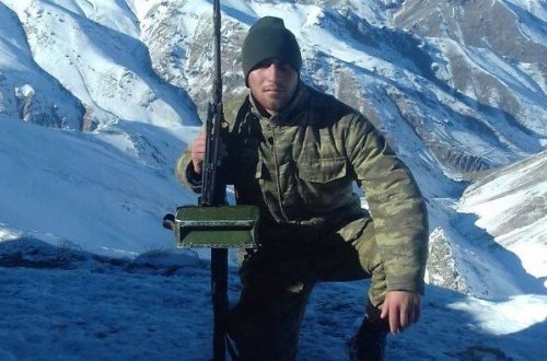 Laçın rayonundan olan, ölkə Prezidenti tərəfindən 5 medalla təltif edilən 22 yaşlı şəhid Etibar Nəcəfov