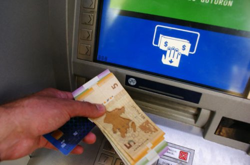 Nazirin anasının saxta yolla pensiya alması iddialarına RƏSMİ REAKSİYA