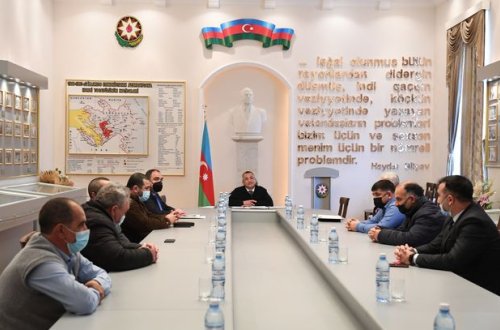 Komitə sədri Kəlbəcərin iki kəndinin sakinləri ilə görüşdü - FOTO