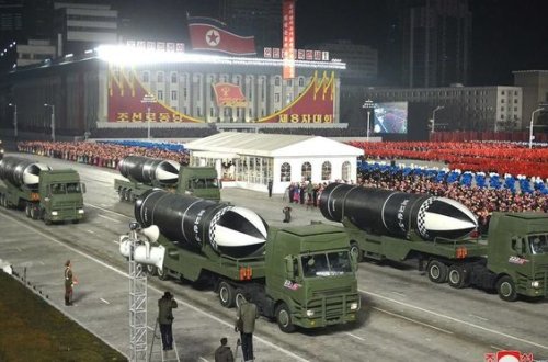 Şimali Koreya yeni ballistik raketlərini təqdim etdi