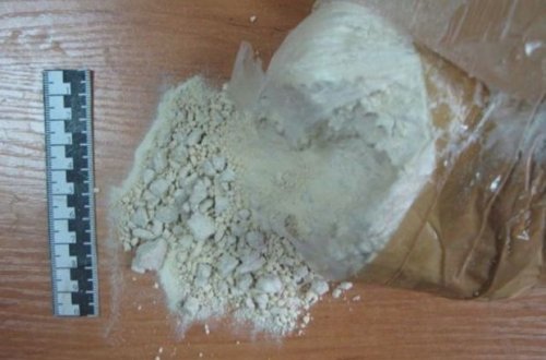 Bakı sakinlərindən beş kiloqram narkotik götürülüb