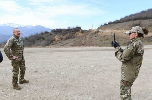 Ильхам Алиев и Мехрибан Алиева в селе Беюк Таглар Ходжавендского района - ВИДЕО