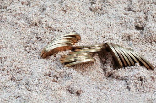 В Израиле дайверы нашли древние золотые монеты