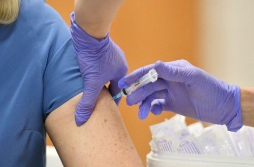 ŞOK: Bu ölkədə vaksindən 29 nəfər öldü