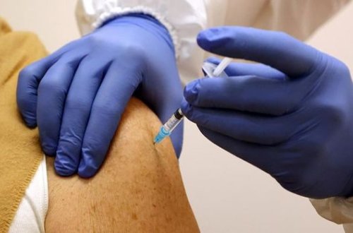 В Израиле у 13 человек обнаружили паралич лица после вакцины от Pfizer