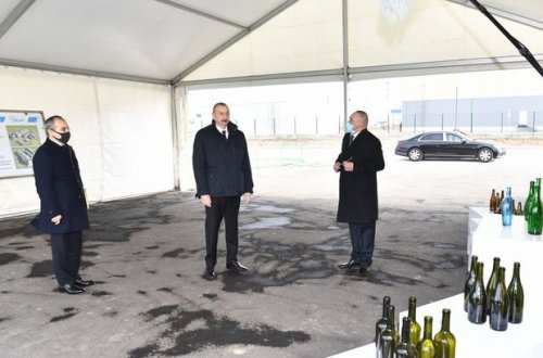 Azərbaycanda yeni şüşə istehsalı zavodu inşa edilir