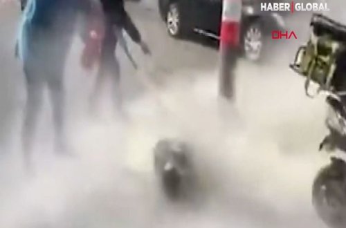 Pis iş şəraitinə etiraz olaraq özünü yandırdı - VİDEO