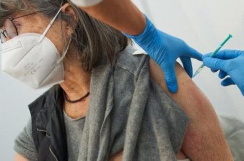 Norveçdə koronavirus peyvəndi vurulan onlarla insan niyə həyatını itirib?