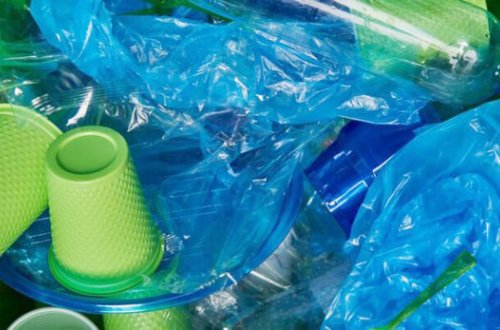 Таможенный комитет предупредил импортеров пластиковой посуды