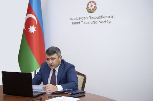 “Azərbaycan Respublikasında pambıqçılığın inkişafı ilə bağlı 2020-ci ilin yekunları və 2021-ci ildə qarşıda duran vəzifələr” mövzusunda müşavirə keçirilib