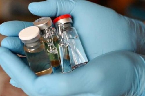 Оксфордский университет планирует создать варианты вакцины от разных штаммов коронавируса