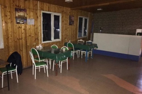 В Масазыре выявлено функционирующее в нарушение карантина кафе - ФОТО/ВИДЕО