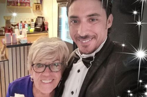 81 yaşlı qadın 36 yaşlı kişiyə ərə gedib - FOTOlar