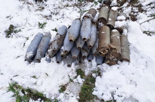 В ряде районов Азербайджана обнаружены неразорвавшиеся боеприпасы и мины - ФОТО