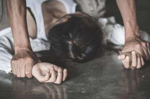 Kişi azyaşlı qıza təcavüz etdi, zərərçəkmiş şikayətçi olmadı - İnanılmaz