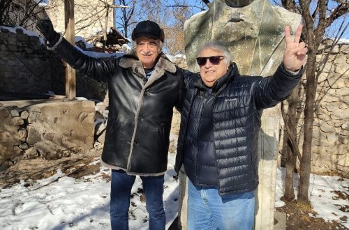 Polad Bülbüloğlu Şuşada atasının evini ziyarət etdi-FOTO