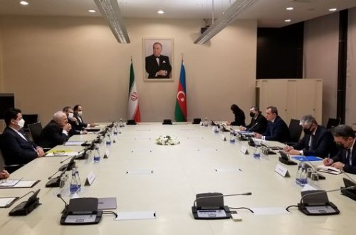 Azərbaycan və İran XİN rəhbərlərinin görüşü başladı - FOTO/VİDEO