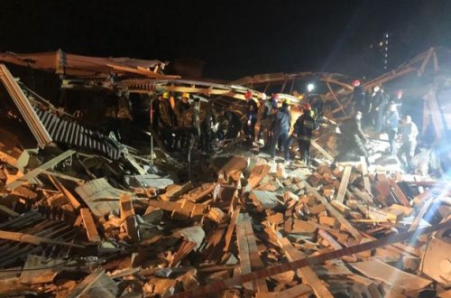 Xırdalanda baş verən partlayışdan sonra 6 nəfər dağıntılar altından xilas edilib