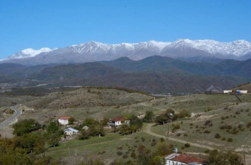 Yerevan Vardenis-Ağdərə yolundan istifadə üçün Bakıdan icazə istəyir
