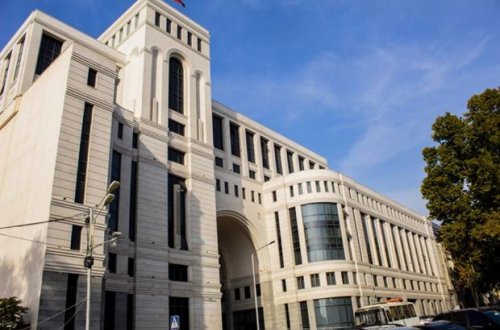 Ermənistan Xarici İşlər Nazirliyində kütləvi istefalar