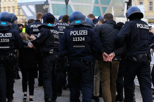 Azərbaycan vətəndaşlarını qanunsuz olaraq Avropaya aparan şəxslər tutuldu