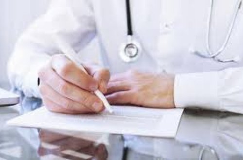 Azərbaycanda baş həkim öz ərizəsi ilə işdən ayrılıb