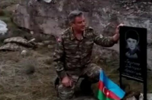 Əməkdar artist 28 ildən sonra oğlunun məzarı başında (VİDEO)