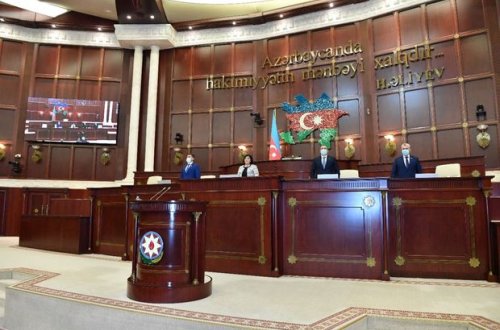 Bu gün Milli Məclis iclasa toplanır