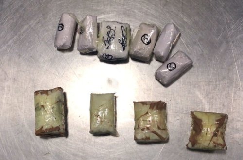 Пресечена контрабанда в страну бриллиантов на сумму 500 тыс. манатов - ВИДЕО