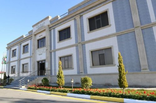 İlham Əliyev “Xırdalan” yarımstansiyalarının açılışında iştirak edib