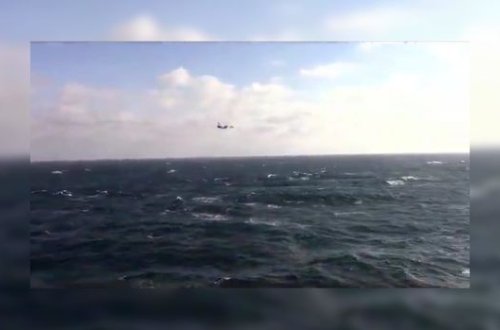 Rusiya qırıcısı ABŞ-a məxsus hərbi gəmini təhdid etdi - VİDEO