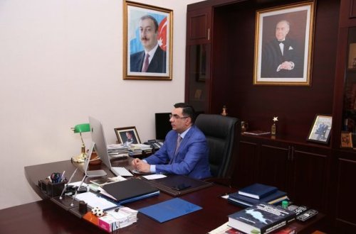 Rektor Elmar Qasımov tələbə təşkilatlarının sədrlərilə görüş keçirib - FOTO