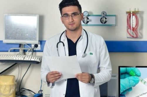 Həkim-infeksionist Natiq Əliyev: “Vaksinasiya pandemiyaya son qoyacaq yeganə metoddur” - VİDEO