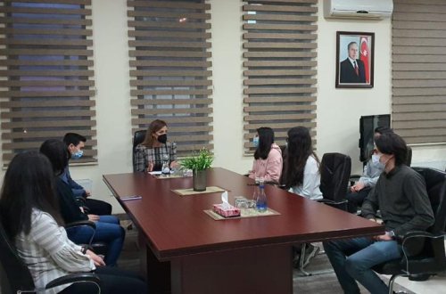 Könül Nurullayeva Nizami rayonunda Prezident təqaüdçüsü olan gənclərlə görüşüb