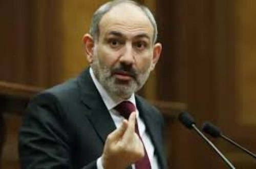 General Onik Qasparyan söyüş söydü, qapını Paşinyanın üzünə çırpdı…