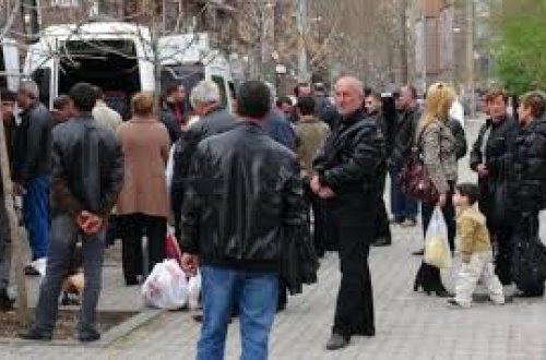 Rusiyaya qanunsuz gedən ermənilər günlərlə ac saxlanılaraq geri qaytarıldılar - Fotolar