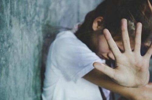 ŞOK OLAY: 10 yaşlı qıza təcavüz edib, ürəyindən BIÇAQLADI - FOTO